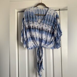 ILLA ILLA Blue and White Tie-Dye Crop Top